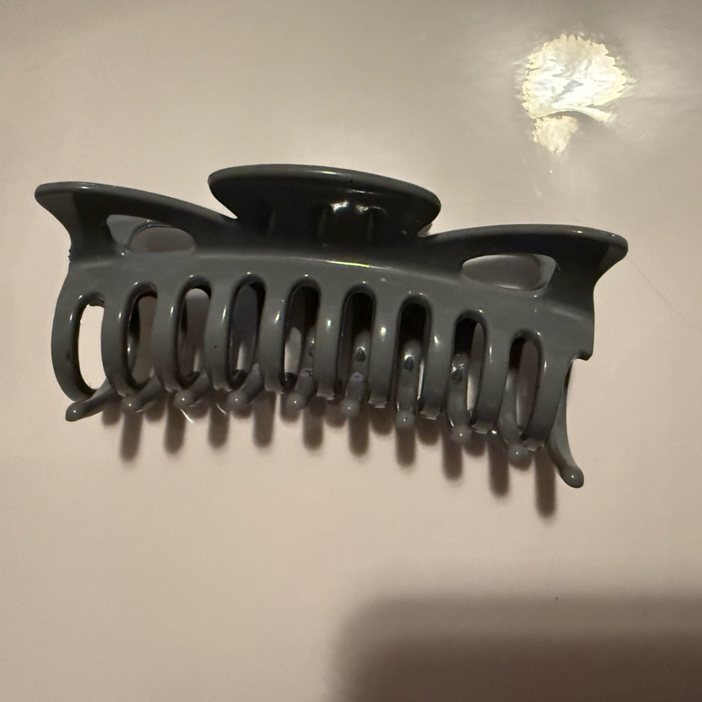 Gray Hair Claw Clip